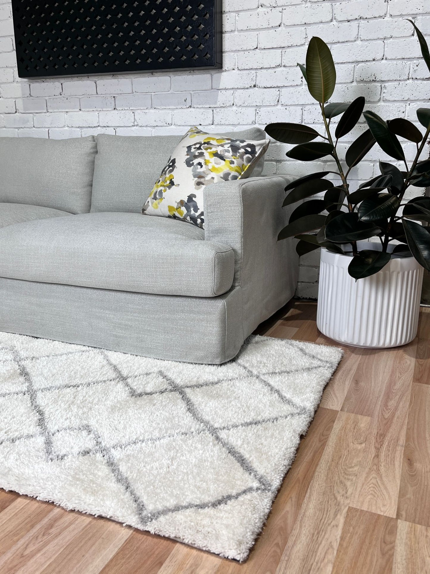 Flurry 1010 Ivory Silver