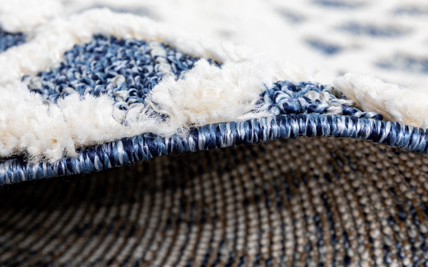 Carvan 7726 White Blue