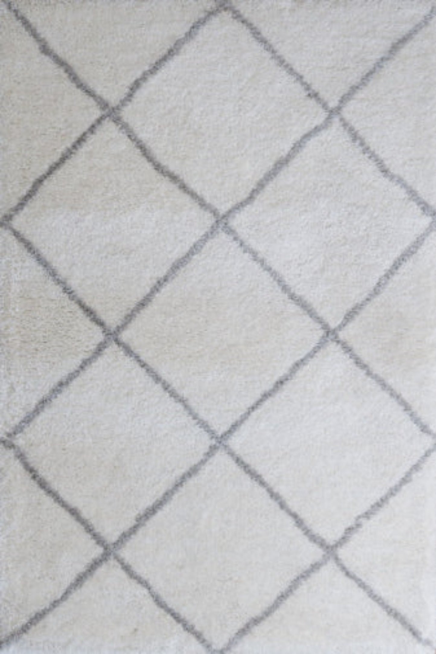 Flurry 1015 Ivory Silver