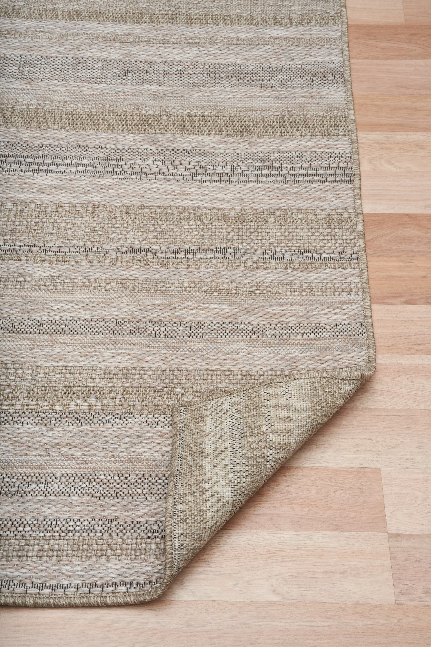 Patio 900 Straw